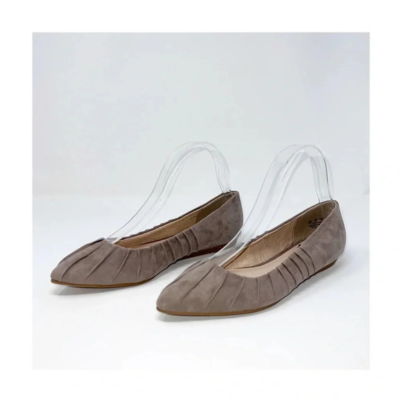 Fergie Shoes - NWOT Fergalicious By Fergie Flats